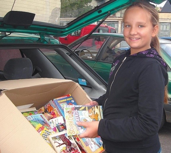Akcję zbierania książek dla dzieci z Ukrainy zorganizowała Julia Czaboryk, przewodnicząca samorządu uczniowskiego w Szkole Podstawowej nr 1.
