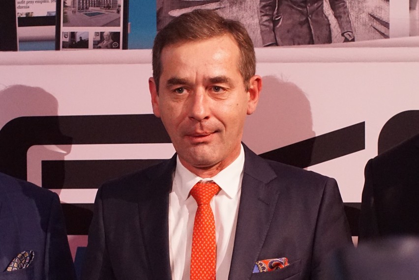 POSUM-em Piotr Nycz kierował od początku 2014 roku.