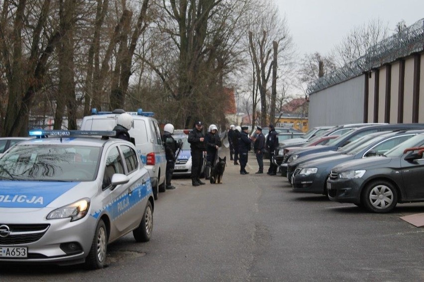 Dyżurny międzyrzeckiej komendy policji otrzymał zgłoszenie z...