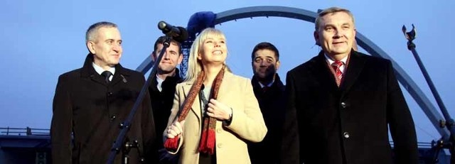 W czwartek do Białegostoku przyjechała minister Elżbieta Bieńkowska, która wizytowała plac budowy na ul. gen. Maczka