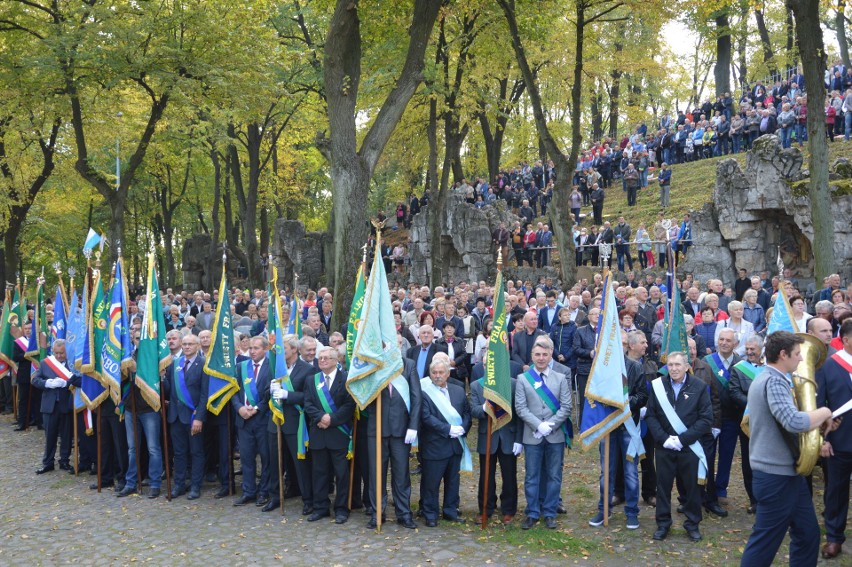 Pielgrzymka hodowców gołębi na Górę św. Anny