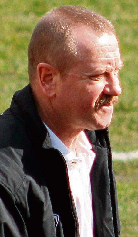 Trener Henryk Szymanowski