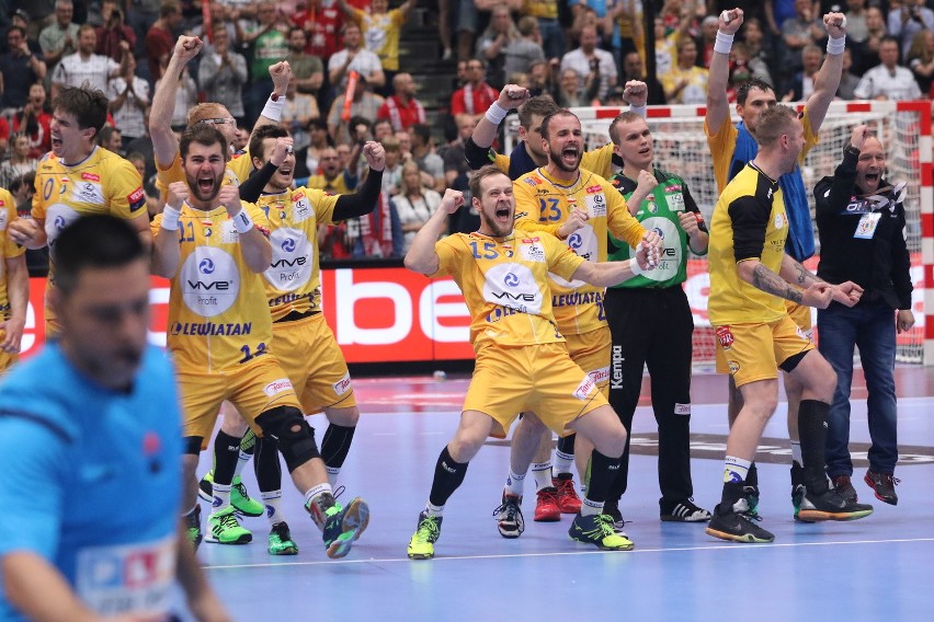 Vive Tauron Kielce po horrorze wygrał z Veszprem i zwyciężył w Lidze Mistrzów