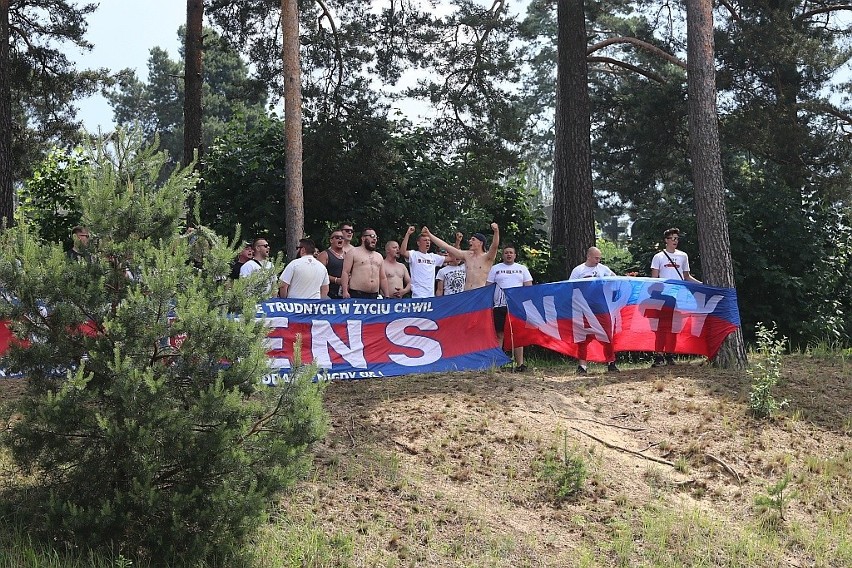 Kurpik Kadzidło kontra Narew Ostrołęka. GALERIA KIBICÓW