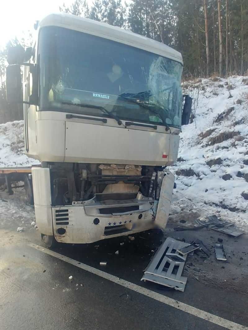 Tym razem skończyło się na uszkodzeniach pojazdów i...