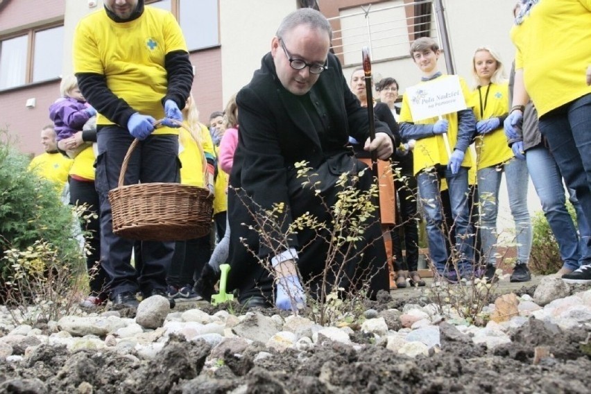 Sześć lat temu zmarł ks. Jan Kaczkowski, m.in. charyzmatyczny twórca Puckiego Hospicjum. W Pucku nikt o nim nie zapomniał