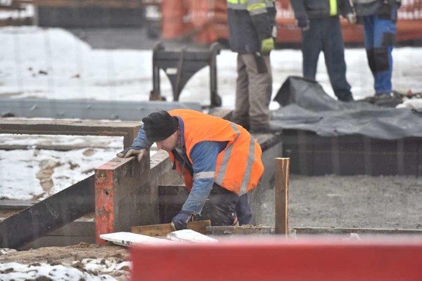 Przebudowa Kaponiery: Robotnicy wrócili na plac budowy