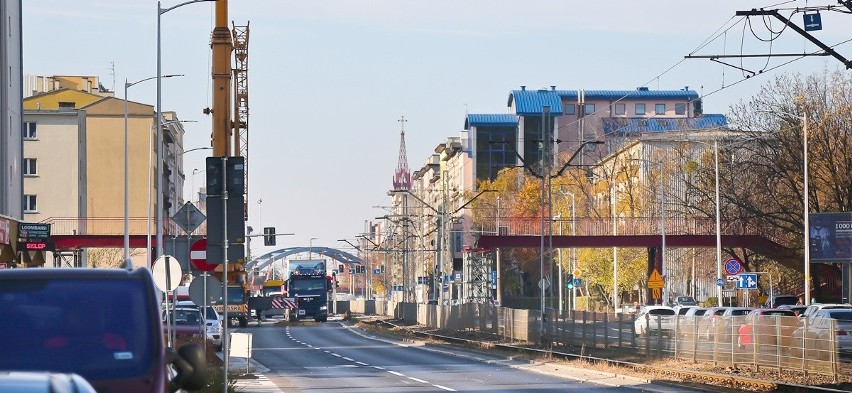 Rozbiórka kładki nad ulicą Grabiszyńską