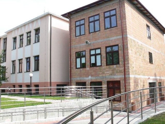 Nowy segment do budynku Szpitala Powiatowego nr 2 w Nowej Dębie, dobudowano w ubiegłym roku.