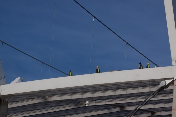 Stadion Śląski: zakończono prace przy montażu dachu