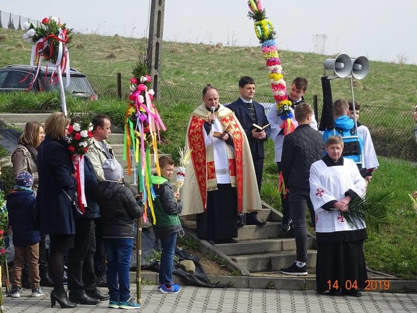 Krzeczów. Niedziela Palmowa z procesją i inscenizacją