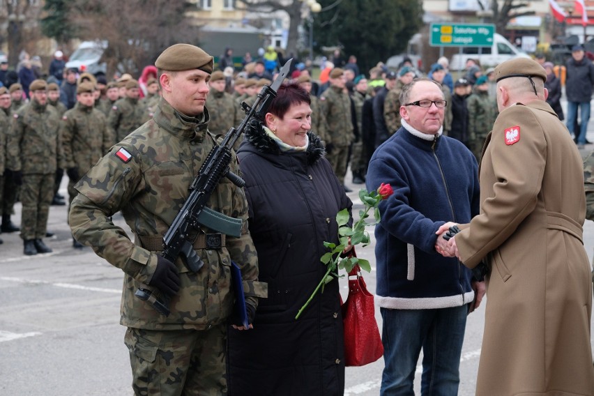 Przysięga wojskowa żołnierzy obrony terytorialnej w...