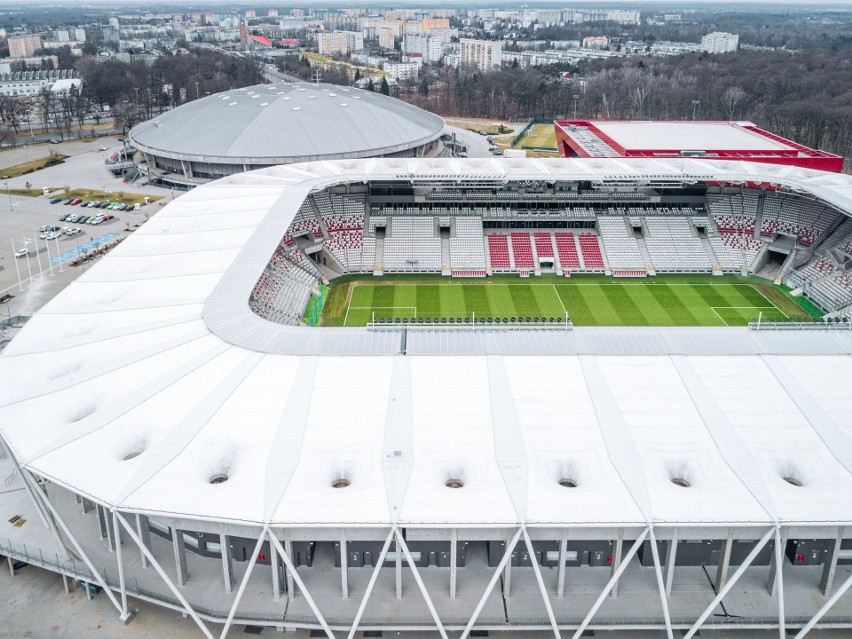 Za ile Łódź sprzeda nazwę stadionu ŁKS przy al. Unii? Stadion Widzewa bez nazwy. Szczecin oczekuje 3,5 mln zł rocznie
