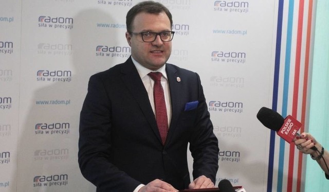Zdaniem radnych Platformy politycy Prawa i Sprawiedliwości próbują pozbyć się Radosława Witkowskiego, żeby przejąć władzę w Radomiu.