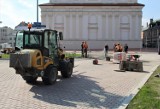 Zamość. Roboty postępują szybko. Jednak na otwarcie ronda obok kościoła Franciszkanów trzeba czekać do października 