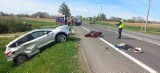 Wypadek w Mietlu. Motocyklista w poważnym stanie. Na miejscu śmigłowiec