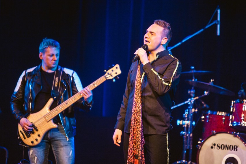 Mariusz Wawrzyńczyk jest w trasie koncertowej z promocją płyty "Zawsze pod wiatr". W sobotę zaśpiewał w Warszawie