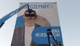 Mural Cezarego Pazury w Białymstoku zamalowany. W jego miejscu pojawił się Robert Kubica (zdjęcia)