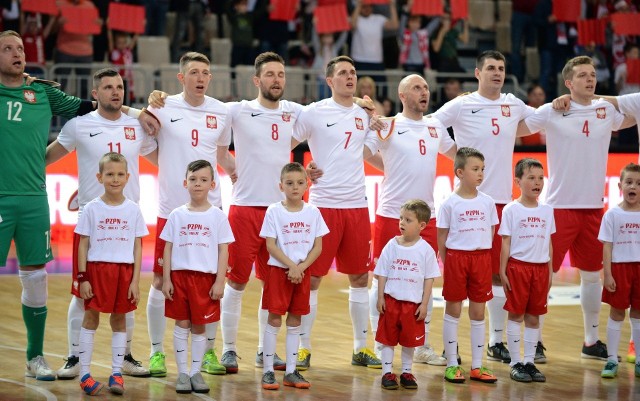 Reprezentacja Polski w futsalu dobrze czuje się grając przed koszalińską publicznością.