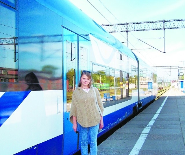 Jestem studentką i często jeżdżę pociągami. Przesiadki są strasznie męczące i czasami trzeba długo czekać na drugi pociąg - mówi Monika Stasińska z Ełku.