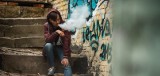 E-papierosy plagą w szkołach. MEN: uczniowie nie zdają sobie sprawy, że elektroniczne papierosy szkodzą i uzależniają