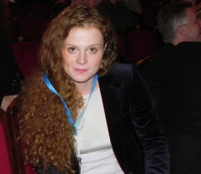 Ania Antonowicz urodziła się w 1981 r. we Włocławku, jest absolwentką wydziału aktorskiego łódzkiej Filmówki. W Polsce zagrała m.in. w serialach &#8222;Na dobre i na złe&#8221;, &#8222;Pensjonat pod Różą&#8221;, w filmie &#8222;Jeszcze raz&#8221;, w polsko-brytyjskiej produkcji &#8222;Nightwatching&#8221; Petera Greeneway&#8217;a. W 2005 roku wystąpiła w popularnym niemieckim serialu &#8222;Lindenstrasse&#8221;. Popularność przyniosła jej rola w dramacie &#8222;Bella Block&#8221; i nominacja do Deutschen Fernsehpreis.