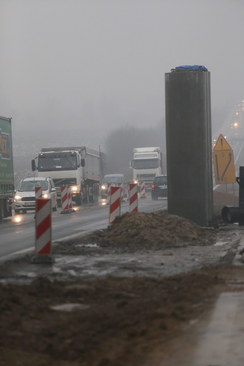 Co się dzieje na DK86 pod Będzinem? Wiadukt nad „Gierkówką”