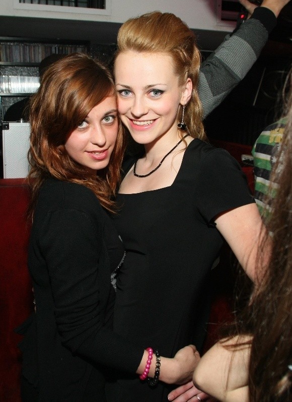 Paulina Spera (po prawej) z przyjaciółką.
