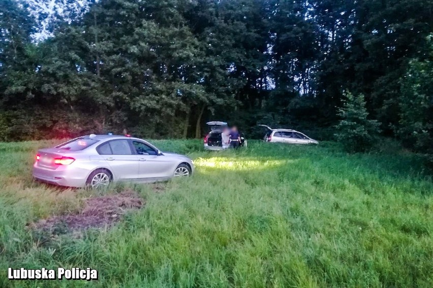 Nowosolscy policjanci ruszyli w pościg za kierowcą, który...