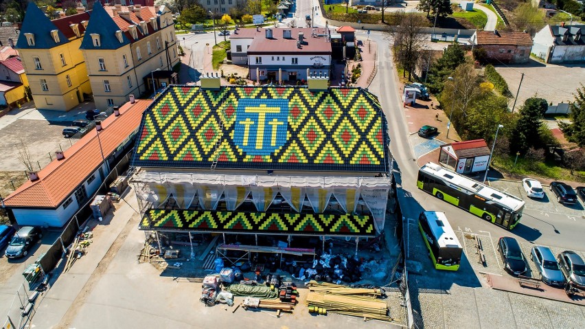 Budowa barwnego dworca autobusowego w Wieliczce dobiega...