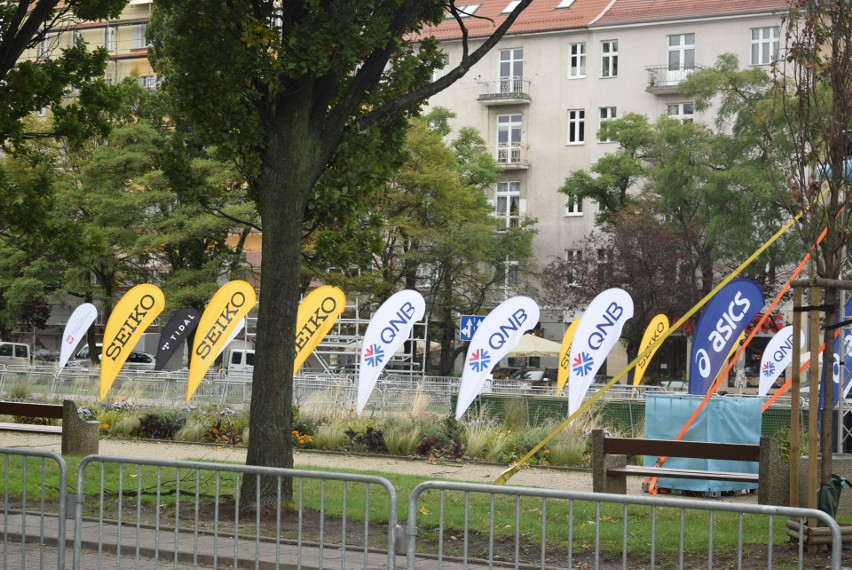 Gdynia: Mistrzostwa świata w półmaratonie. 17.10.2020. Trasa przygotowana, biegacze trenują. Wszystko dopięte na ostatni guzik!