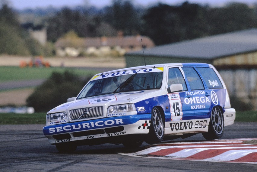 Volvo 850 BTCC

Fot. Volvo