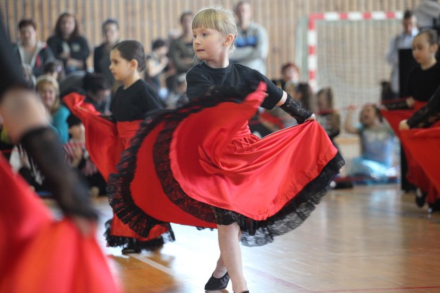 PRZEDSZKOLE NR2 GR IV TANIEC HISZPAŃSKI