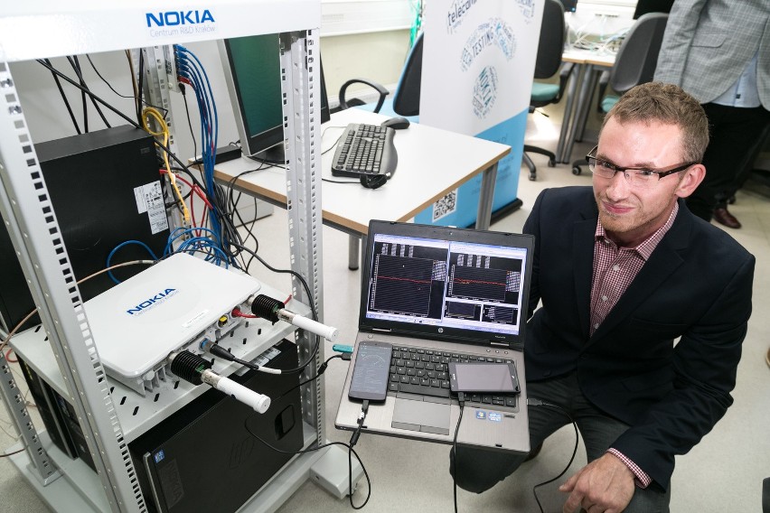 Kraków. AGH ma nowe, supernowoczesne laboratorium LTE