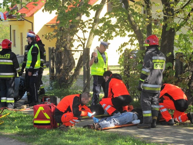 W wypadku w Białogardzie ranne zostały dwie osoby. Jedna z nich zmarła w szpitalu.