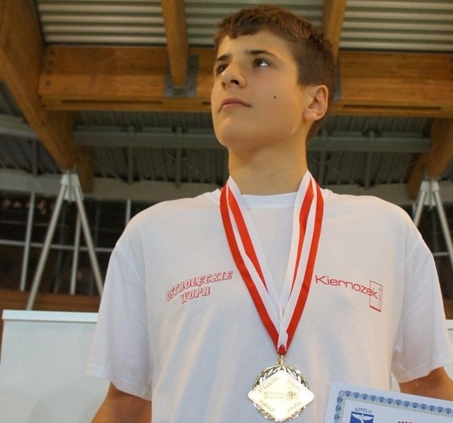 Karol Bojarski popłynął po nowe rekordy życiowe.