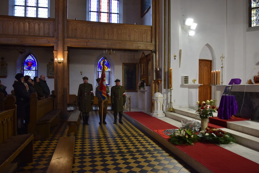 Pogrzeb kpt. Mieczysława Kaczmarczyka na cmentarzu w Ustce