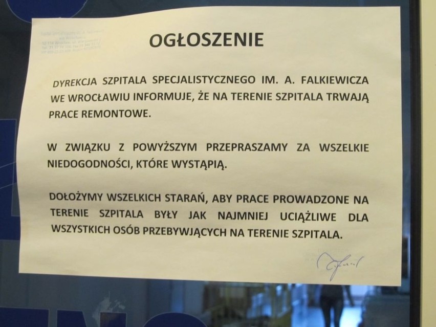 Monika Kocięba-Żabska wodę grzeje w czajniku, następnie...