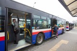 Ktoś zgubił pieniądze w autobusie w Bydgoszczy. Policja szuka ich właściciela