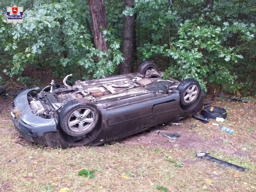 Wypadek w w Nowym Orzechowie w powiecie parczewskim. Zostawili w aucie ranną koleżankę i uciekli