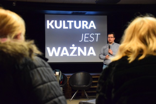 kawiarnia Fama. Otwarte spotkanie w związku z „Programem Polityki Kulturalnej Miasta Białystok na lata 2018-2022 plus”