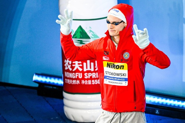 Kacper Stokowski ustanowił we czwartek nowy rekord Polski na 50 m stylem grzbietowym