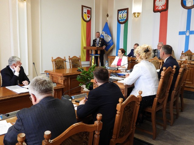 Przemówienie burmistrza Tucholi podczas sesji absolutoryjnej