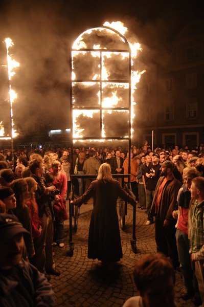 27 maja, Opole. „Arka” – spektakl Teatru Ósmego Dnia to...