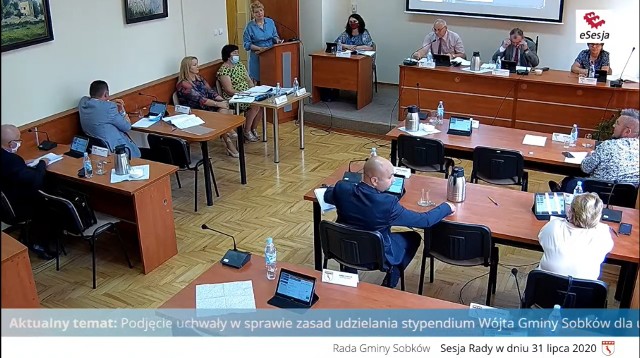 Podczas ostatniej sesji rady gminy Sobków, radni podejmowali decyzję dotyczącą zasad przyznawania Stypendium Wójta Gminy Sobków.