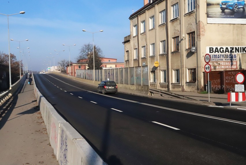 Prace wodociągowe na ulicy Słowackiego w Radomiu zakończone. Kiedy zostanie wznowiony ruch? Zobacz zdjęcia