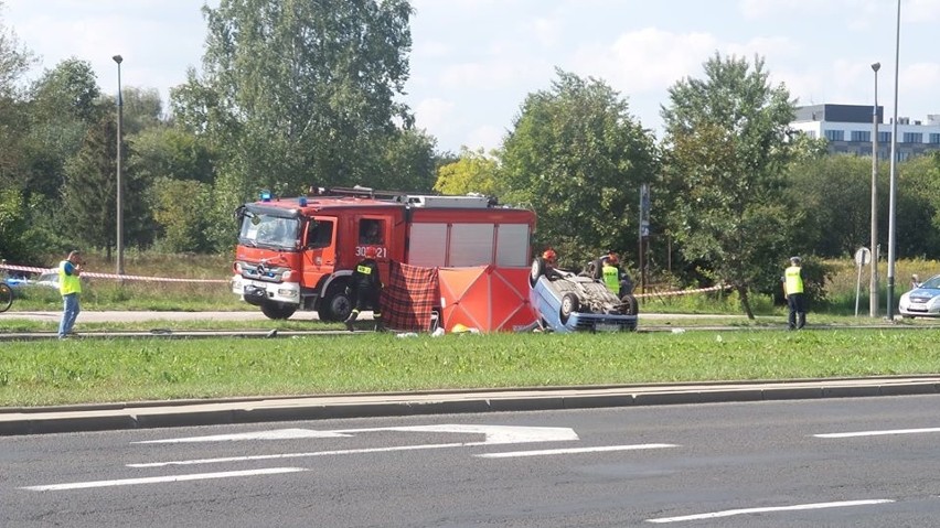 Wypadek na ul. Stella-Sawickiego. Droga w kierunku centrum...