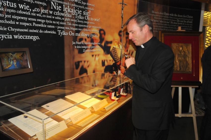 Podarunki Benedykta XVI dla papieskiego muzeum