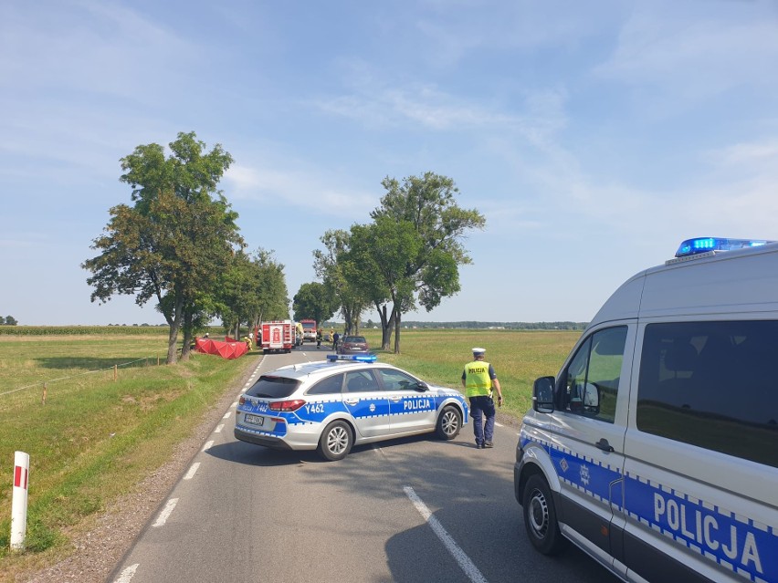 Wypadek na trasie Dylewo-Kadzidło. Jedna osoba zginęła. 13.08.2022