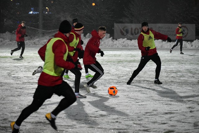 Piłkarze Chojniczanki przygotowują się do rundy wiosennej sezonu 2020/2021 w II lidze